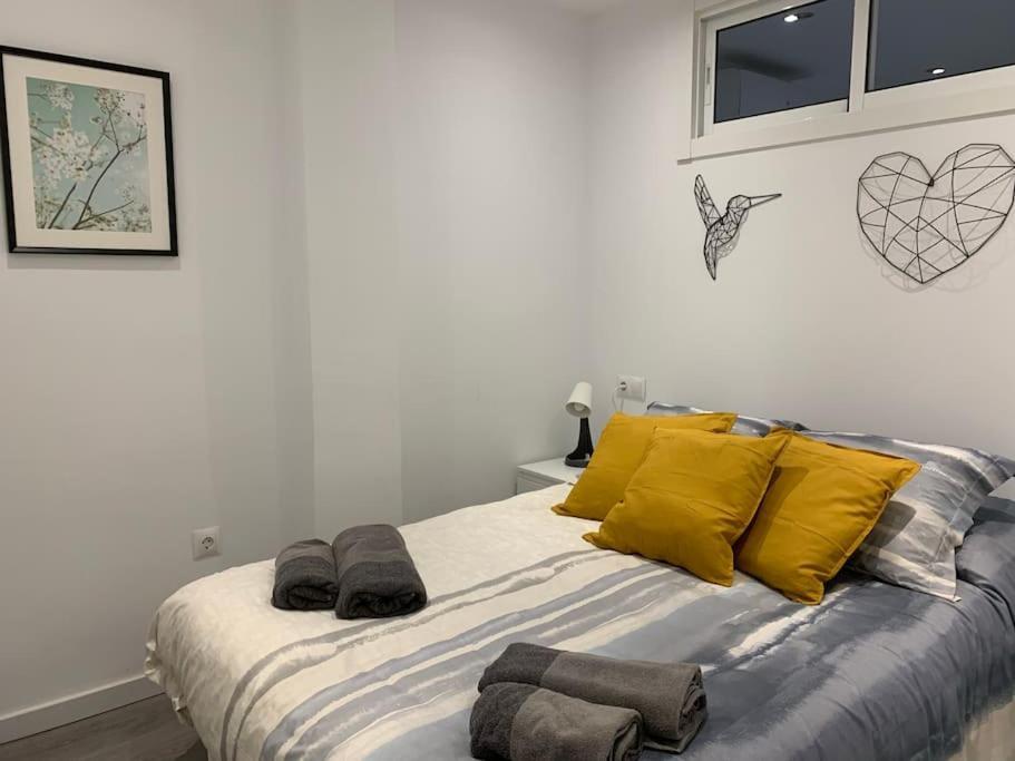 Apartamento Con Encanto Y Piscina Фуeнхирола Екстериор снимка